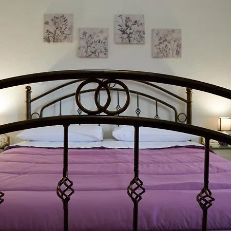 La Genziana Bed & Breakfast *