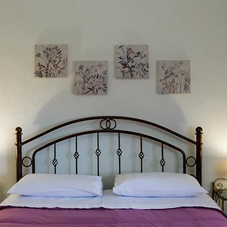 Bed & Breakfast La Genziana Fonni